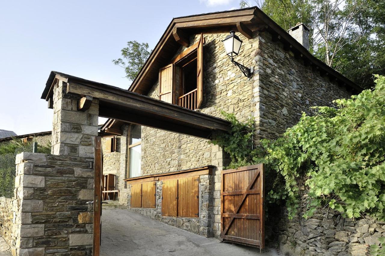 La Caseta De Queixans Con Chimenea Puigcerdà Exterior photo